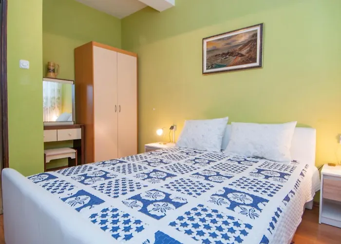 アパート - Poljana マリ・ロシニュ