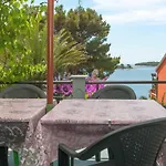 - Poljana Mali Lošinj